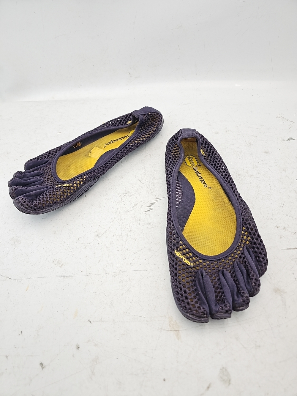 Vibram Women's FiveFingers VI-B Barefoot Shoes Purple